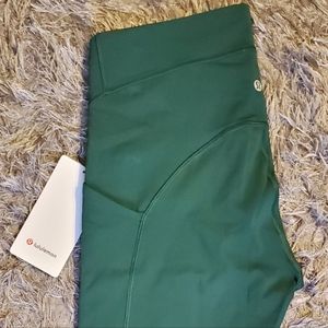 NWT Evergreen Lululemon Power Thru HR Tight 25"